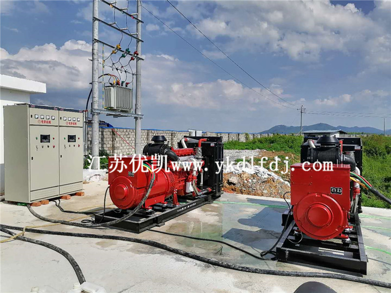 2020年7月24日，400KW玉柴聯(lián)合動力發(fā)電機組兩臺并機交付廣西某工廠使用