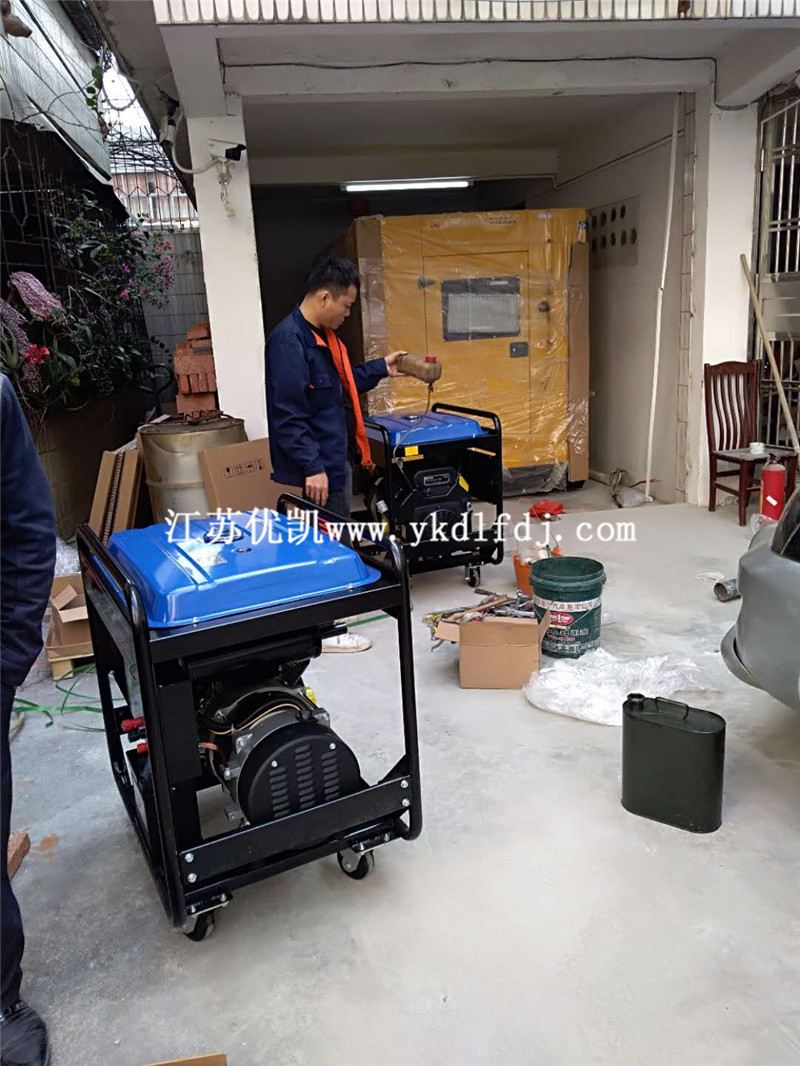 2020年10月21日，美國科勒2臺 玉柴發(fā)電機(jī)組靜音型200KW交付廣西農(nóng)業(yè)銀行使用