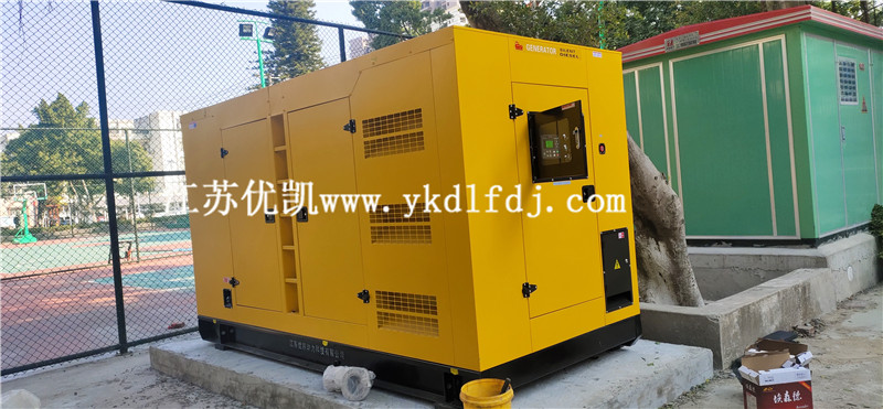 2021年1月18日，200KW玉柴發(fā)電機(jī)組靜音型交付廣西防城港某單位使用
