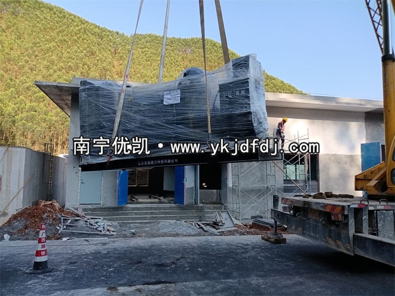 2022年12月15日，120kw-500kw上柴發(fā)電機(jī)組某高速公路安裝現(xiàn)場(chǎng)