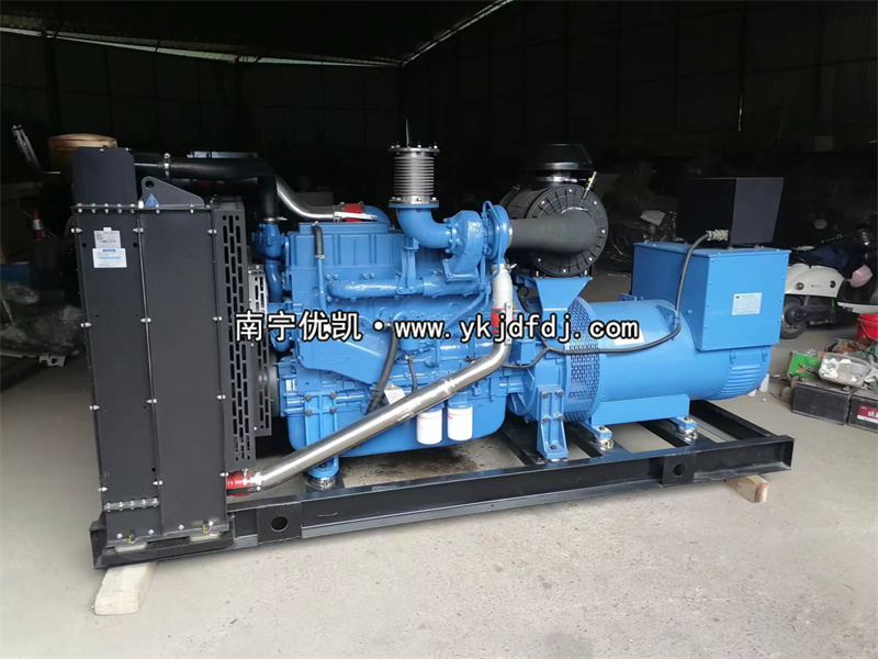 2023年1月6日，300kw玉柴發(fā)電機(jī)組柴油發(fā)電機(jī)發(fā)貨廣西貴港