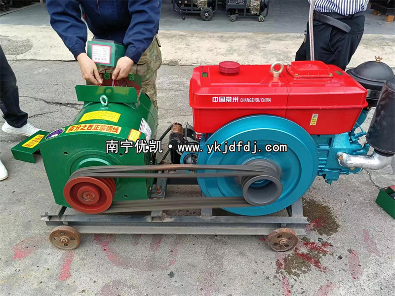 2023年5月9日，客戶到店自提一臺(tái)24kw單缸柴油發(fā)電機(jī)