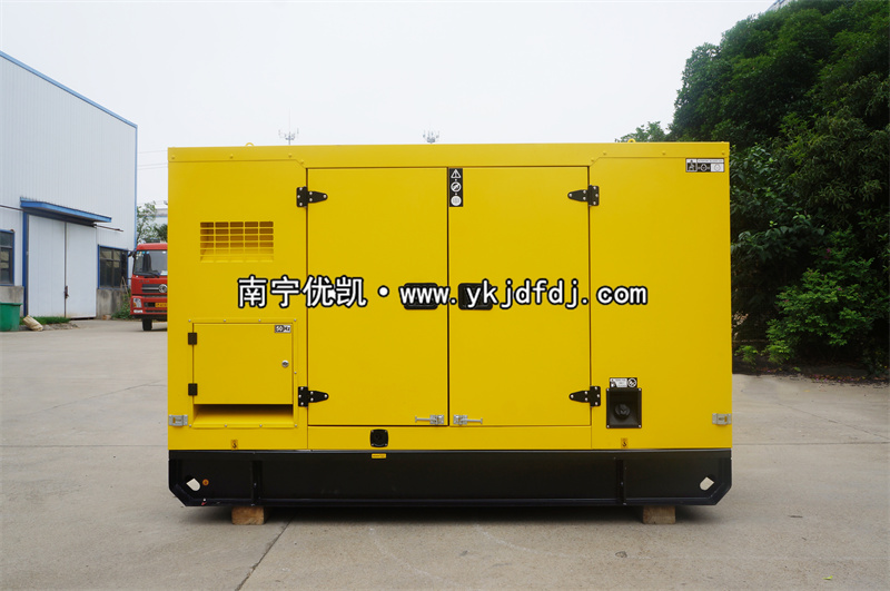 2023年5月31日，客戶定制50kw玉柴靜音柴油發(fā)電機組交貨